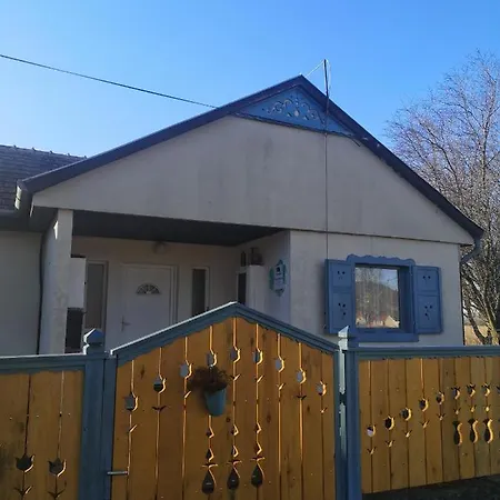 Alpaka Apartman *